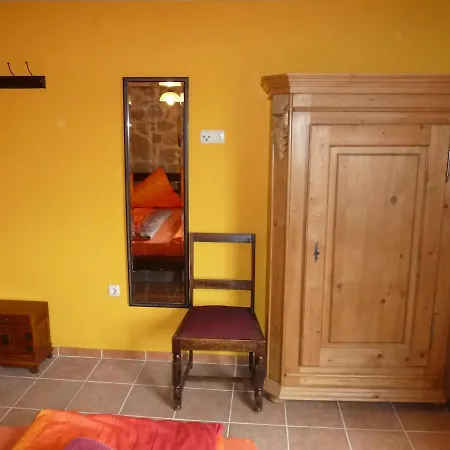 Peppone - Turm Krk Daire Malinska