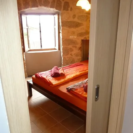 Daire Peppone - Turm Krk