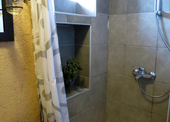 Peppone - Turm Krk * Малинска