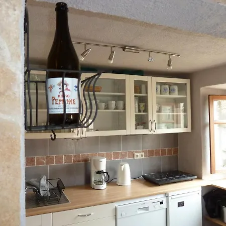 Peppone - Turm Krk Апартаменты *